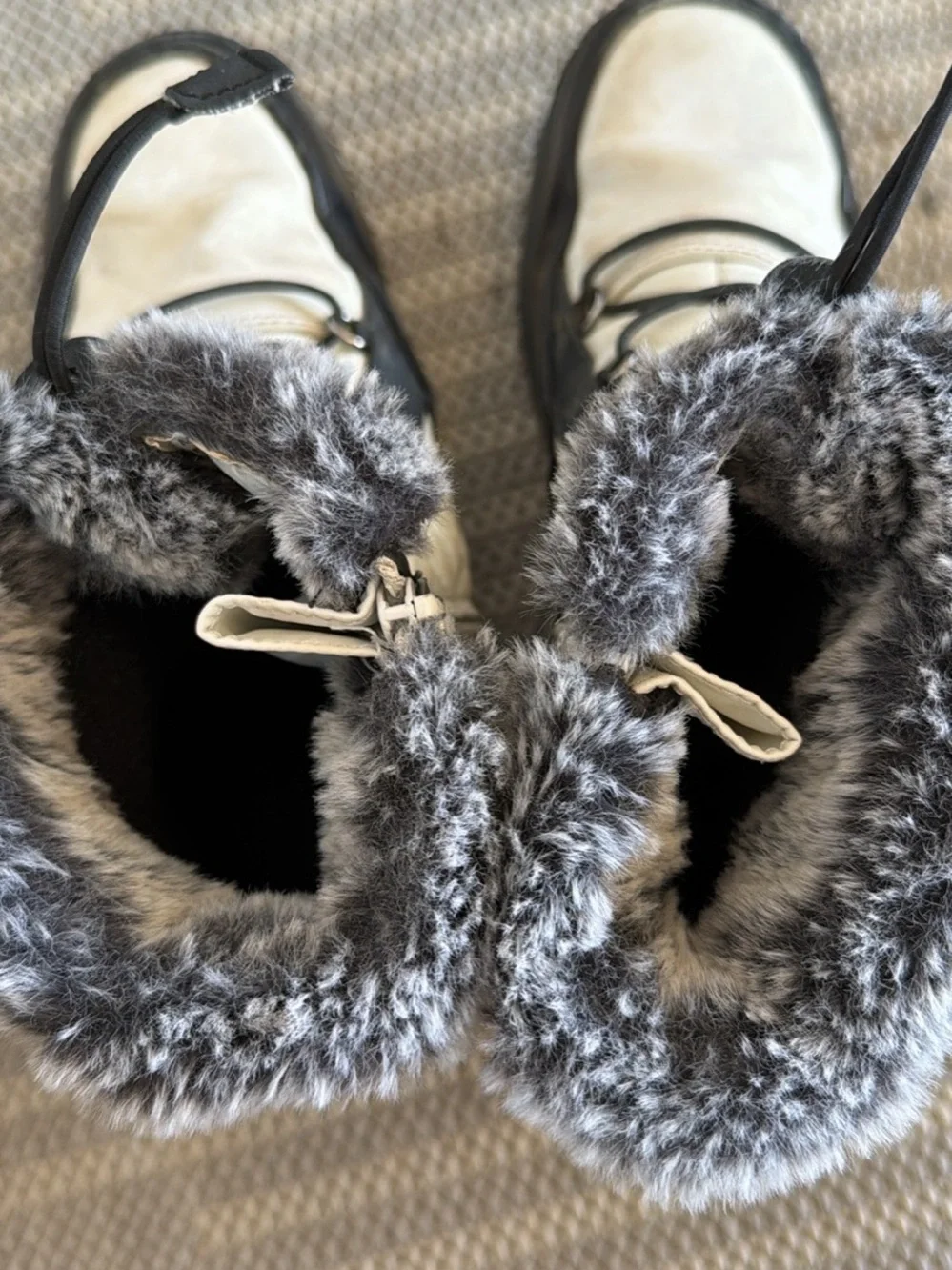 totes Black and White Faux-Fur Lace-Up Winter Boots